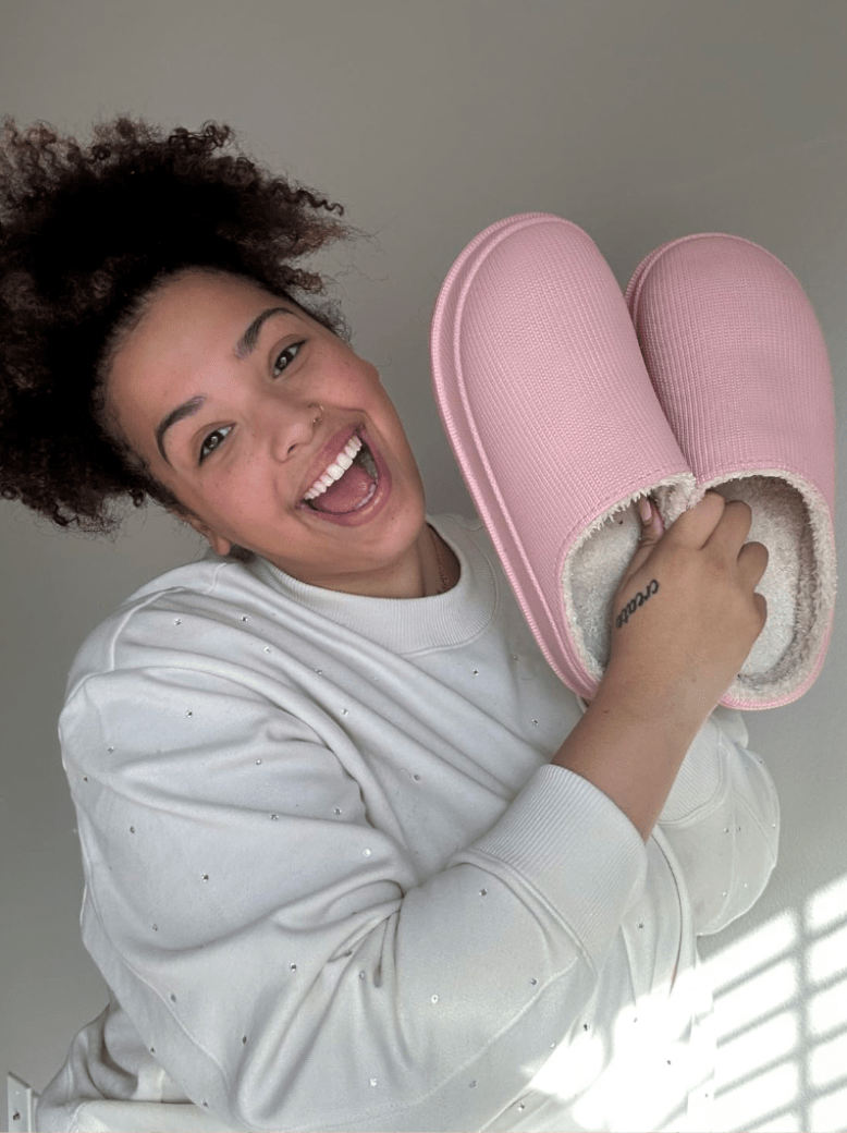 The Snuggi Slippers (Unisex) – Snuggi Sandals